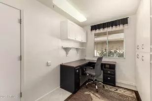 10428 W Roundelay Cir, Sun City, AZ 85351 - Photo 24