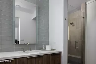 8513 N 48th Pl, Paradise Valley, AZ 85253 - Photo 34
