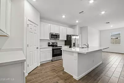 9532 W Gaby Road, Tolleson, AZ 85353 - Photo 10