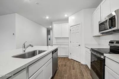 9532 W Gaby Road, Tolleson, AZ 85353 - Photo 12