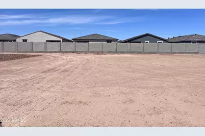 9532 W Gaby Road, Tolleson, AZ 85353 - Photo 2