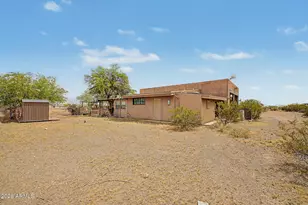 25408 W Adamanda Dr, Morristown, AZ 85342 - Photo 6