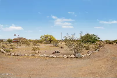 25408 W Adamanda Drive, Morristown, AZ 85342 - Photo 8