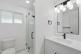 8162 N 1st Ave, Phoenix, AZ 85021 - Photo 32