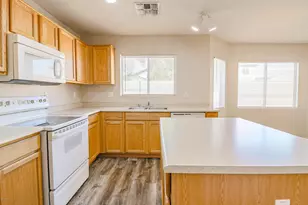 12446 W Ash St, El Mirage, AZ 85335 - Photo 10