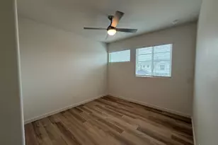 624 N Vine St, Chandler, AZ 85225 - Photo 16