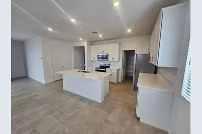 548 W Fremont Pass, Apache Junction, AZ 85120 - Photo 2