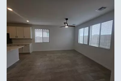 548 W Fremont Pass, Apache Junction, AZ 85120 - Photo 8