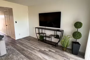 617 W 13th St, Tempe, AZ 85281 - Photo 10