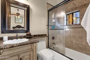 2529 E Vaughn Ct, Gilbert, AZ 85234 - Photo 40