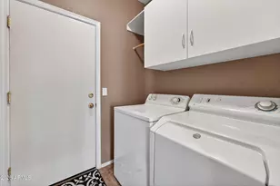 1060 E Redwood Dr, Chandler, AZ 85286 - Photo 32