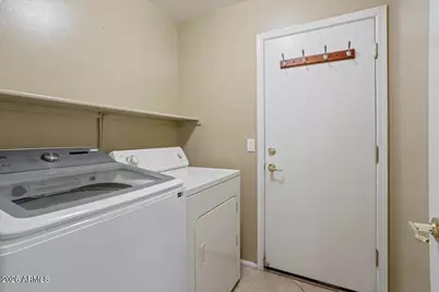 16679 W Saguaro Lane, Surprise, AZ 85388 - Photo 38