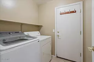 16679 W Saguaro Ln, Surprise, AZ 85388 - Photo 38