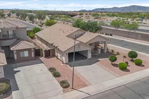 16679 W Saguaro Ln, Surprise, AZ 85388 - Photo 10