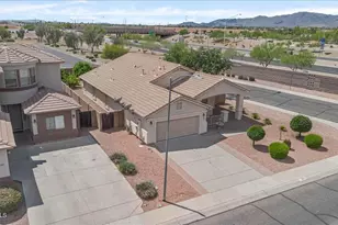 16679 W Saguaro Ln, Surprise, AZ 85388 - Photo 8