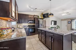 5133 E Shasta St, Phoenix, AZ 85044 - Photo 2