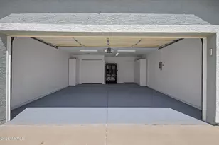 8708 W Golden Ln, Peoria, AZ 85345 - Photo 20