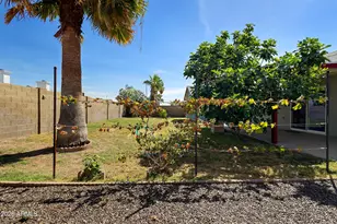 8708 W Golden Ln, Peoria, AZ 85345 - Photo 24