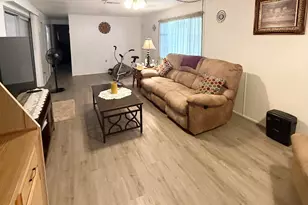 10701 N 99th Ave, Peoria, AZ 85345 - Photo 6