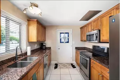7501 E Minnezona Avenue, Scottsdale, AZ 85251 - Photo 40