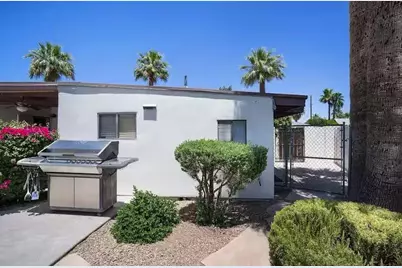 7501 E Minnezona Avenue, Scottsdale, AZ 85251 - Photo 8