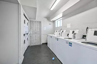 3025 N 32nd Street #Apt 43, Phoenix, AZ 85018 - Photo 10