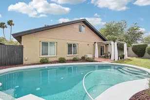 2644 E Sylvia St, Phoenix, AZ 85032 - Photo 30