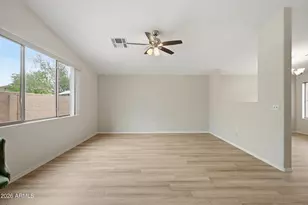 21862 N 40th Pl, Phoenix, AZ 85050 - Photo 6