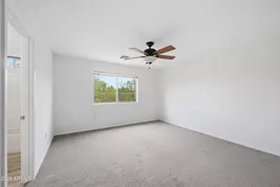 21862 N 40th Pl, Phoenix, AZ 85050 - Photo 10