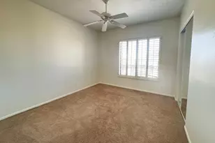 4906 E Hamblin Dr, Phoenix, AZ 85054 - Photo 16