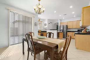 1802 E Donner Dr, Phoenix, AZ 85042 - Photo 16