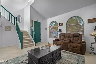 1802 E Donner Drive, Phoenix, AZ 85042 - Photo 6