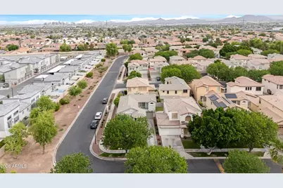 1802 E Donner Drive, Phoenix, AZ 85042 - Photo 38
