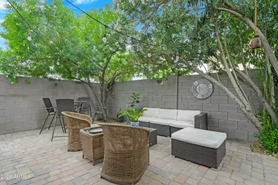 1802 E Donner Drive, Phoenix, AZ 85042 - Photo 34