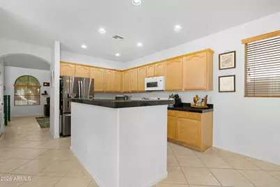 1802 E Donner Drive, Phoenix, AZ 85042 - Photo 10