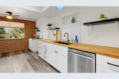 485 Mountain Shadows Drive, Sedona, AZ 86336 - Photo 10