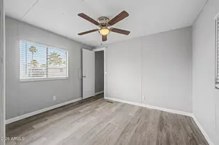 555 W Warner Rd, Chandler, AZ 85225 - Photo 14
