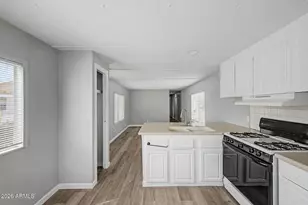 555 W Warner Rd, Chandler, AZ 85225 - Photo 12