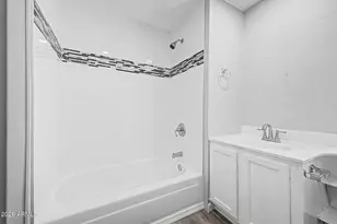 555 W Warner Rd, Chandler, AZ 85225 - Photo 16