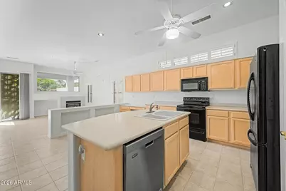 15721 E Yucca Drive, Fountain Hills, AZ 85268 - Photo 4