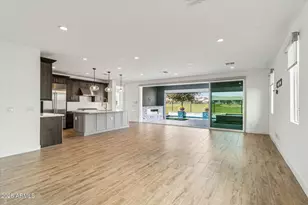 11138 N San Clemente St, Surprise, AZ 85388 - Photo 8