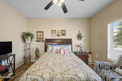 8225 S 5th Lane, Phoenix, AZ 85041 - Photo 20