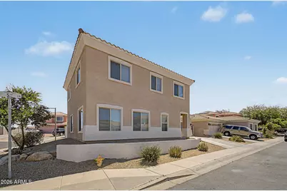 8225 S 5th Lane, Phoenix, AZ 85041 - Photo 2