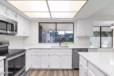 603 W Straford Drive, Chandler, AZ 85225 - Photo 10