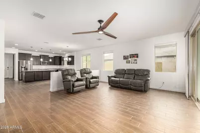 13607 W Briles Road, Peoria, AZ 85383 - Photo 16