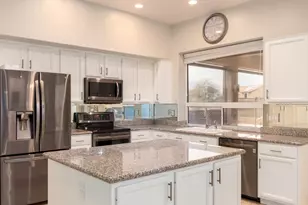 19204 N 92nd St, Scottsdale, AZ 85255 - Photo 6