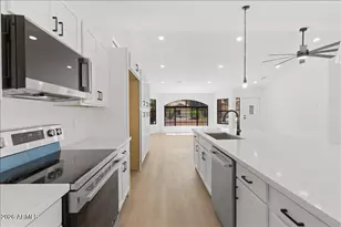 816 E Courtney Ln, Tempe, AZ 85284 - Photo 8