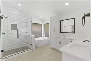 816 E Courtney Ln, Tempe, AZ 85284 - Photo 16