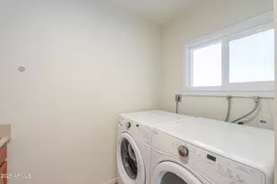 2139 E Betty Elyse Ln, Phoenix, AZ 85022 - Photo 24