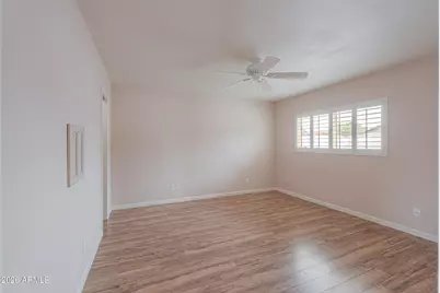 2139 E Betty Elyse Lane, Phoenix, AZ 85022 - Photo 18